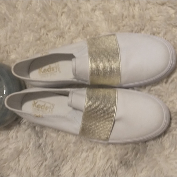 Keds woman's size 9.5 ortholite slip-on sneakers with gold band -NWOT - Picture 6 of 16